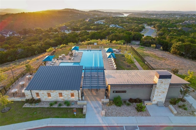 view of aerial view at dusk