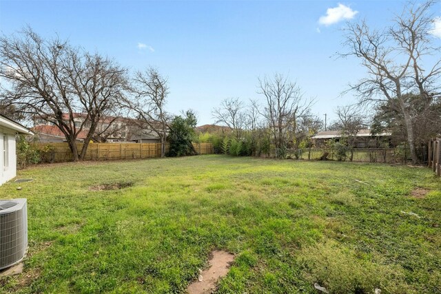 307 E Powell Ln, Austin, TX 78753 - view of yard with central AC