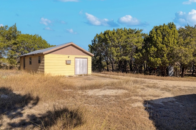 view of outdoor structure