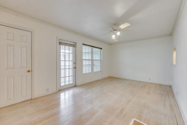 unfurnished room featuring ceiling fan, crown molding, and light wood-type flooring