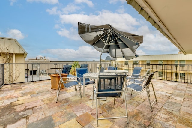910 Duncan Ln Unit 50, Austin, TX 78705 - view of patio