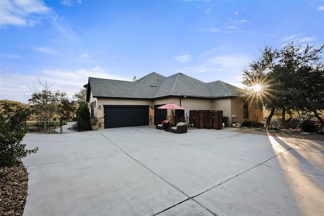 view of front of house featuring a garage