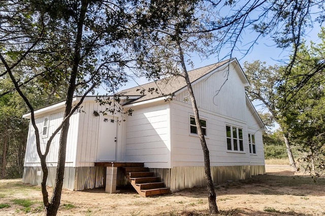 view of side of property