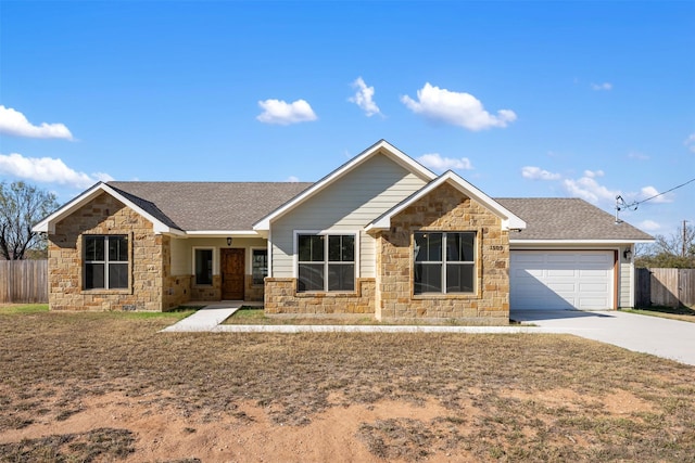 view of front facade featuring a garage