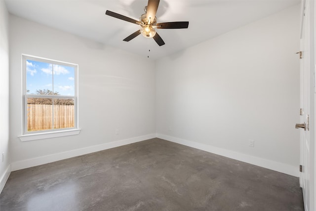 empty room with ceiling fan