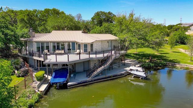 819 Broken Arrow, Horseshoe Bay, TX 78657 - photo 4