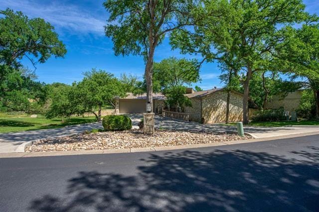 819 Broken Arrow, Horseshoe Bay, TX 78657 - photo 6