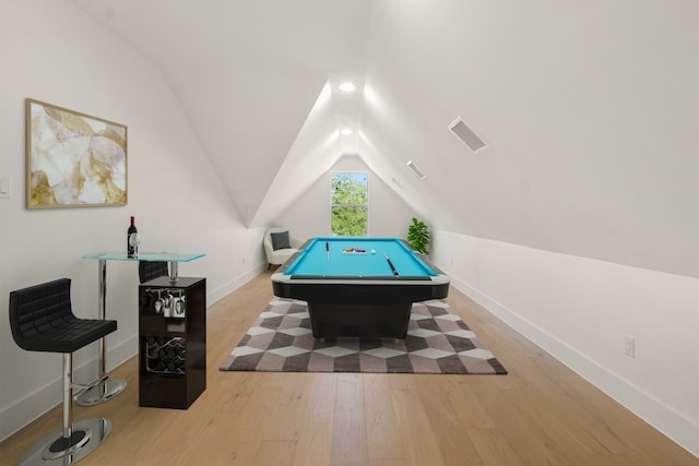 playroom featuring lofted ceiling, light hardwood / wood-style flooring, and billiards