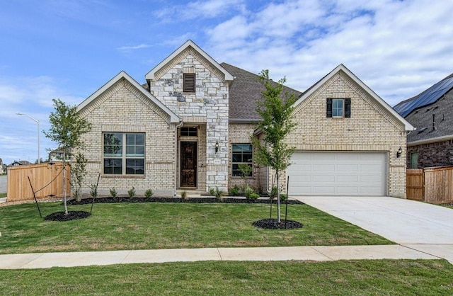 view of front of property with a front lawn