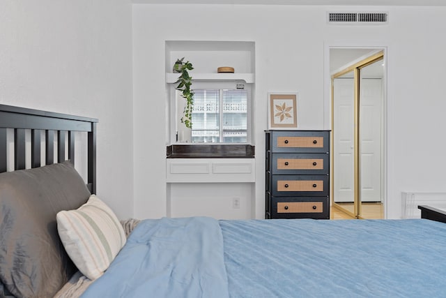 bedroom featuring a closet