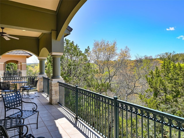 balcony with ceiling fan