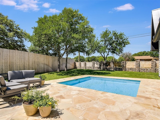 view of pool featuring an outdoor hangout area and a patio area