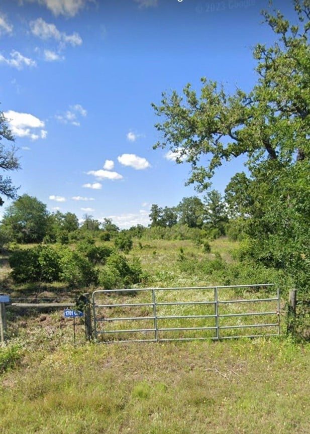 Listing photo 2 for 0 County Road 119, Giddings TX 78942