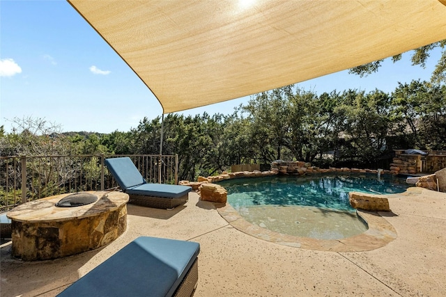 1603 Twilight Ridge Dr, Austin, TX 78746 - outdoor pool with an outdoor fire pit and a patio area