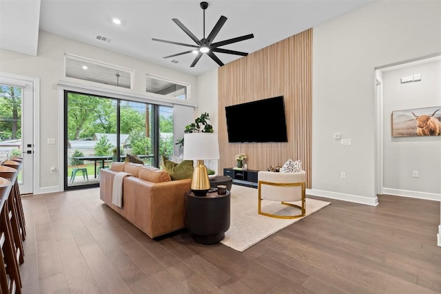 2212 Holly St, Austin, TX 78702 - photo 4