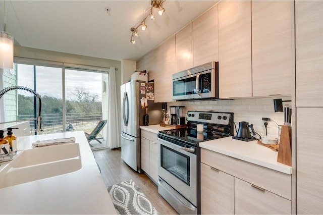 604 N Bluff Dr Unit 125, Austin, TX 78745 - photo 11
