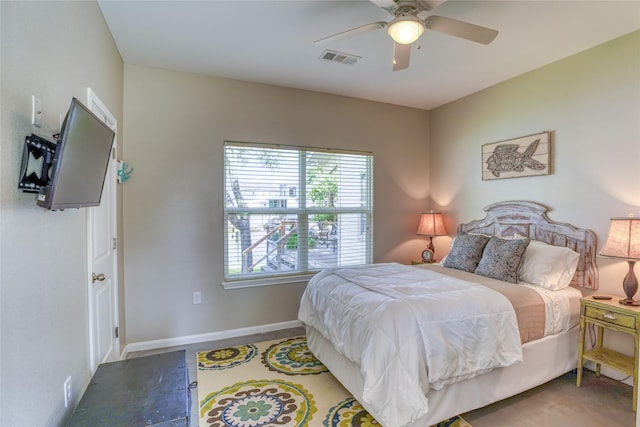 bedroom featuring ceiling fan