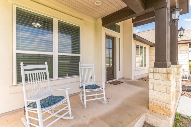 view of patio / terrace with covered porch