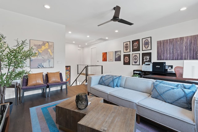 living room with a ceiling fan, recessed lighting, and wood finished floors