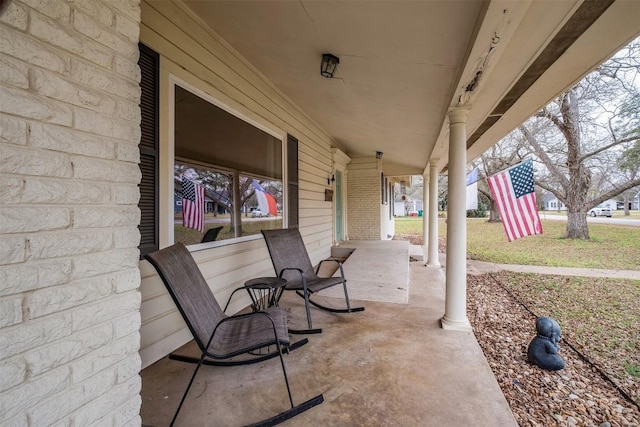 504 Marburger St, Smithville, TX 78957 - view of porch