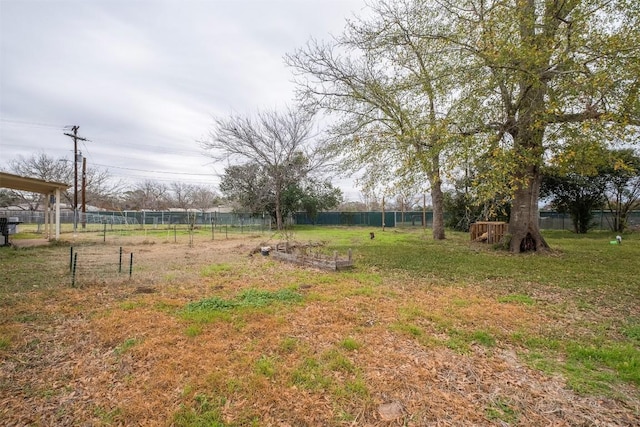 504 Marburger St, Smithville, TX 78957 - view of yard