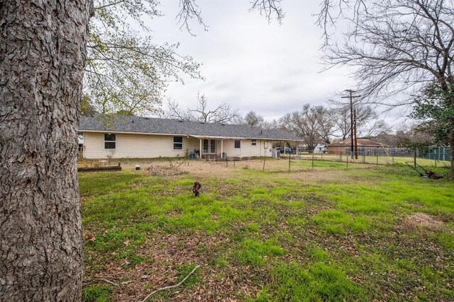504 Marburger St, Smithville, TX 78957 - view of rear view of property
