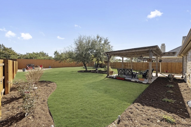 view of yard featuring a pergola, outdoor lounge area, and a patio area