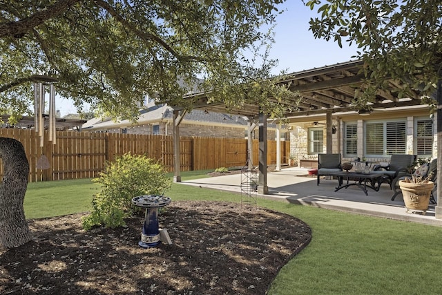 view of yard featuring a patio area, a pergola, and an outdoor living space