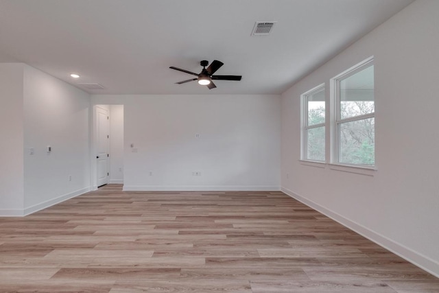 16904 Astral Ln, Manor, TX 78653 - spare room featuring a ceiling fan, light wood-style flooring, and recessed lighting