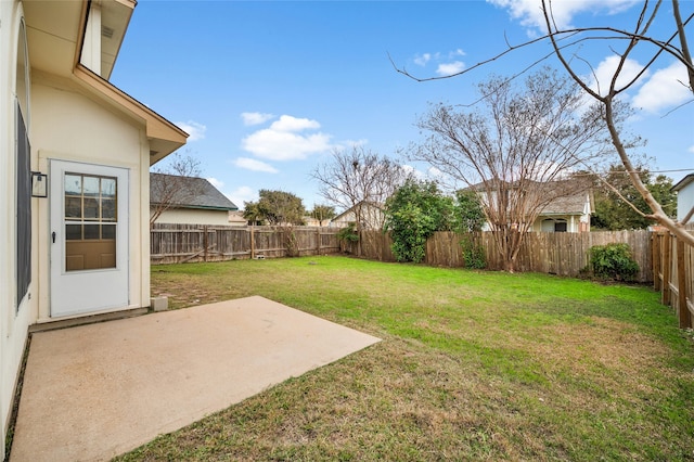 view of yard with a patio area