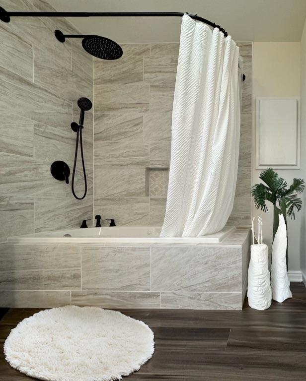 1206 Hackberry Dr, Marble Falls, TX 78654 - full bathroom featuring tiled shower / bath