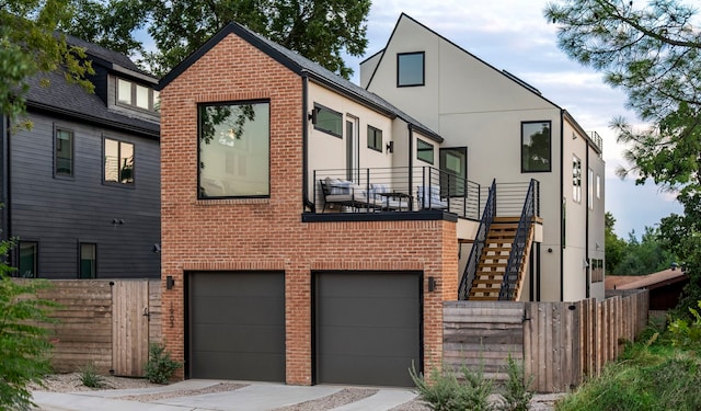 view of front of property featuring a garage