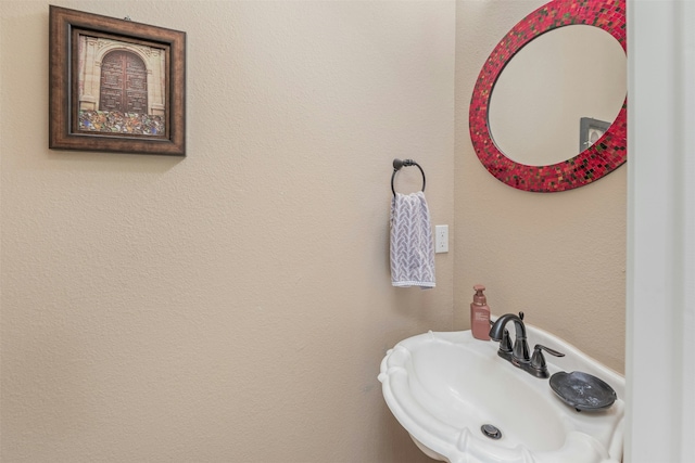 bathroom with sink