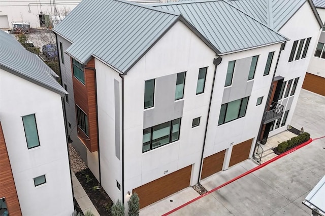 3100 Menchaca Rd Unit 29, Austin, TX 78704 - view of building exterior with driveway