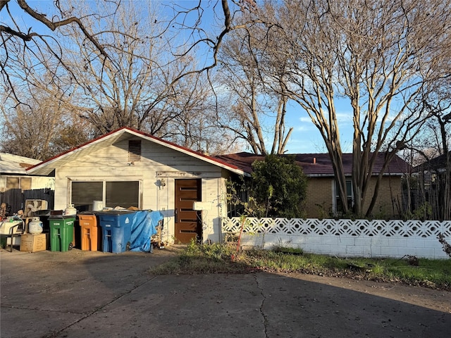 view of front of house