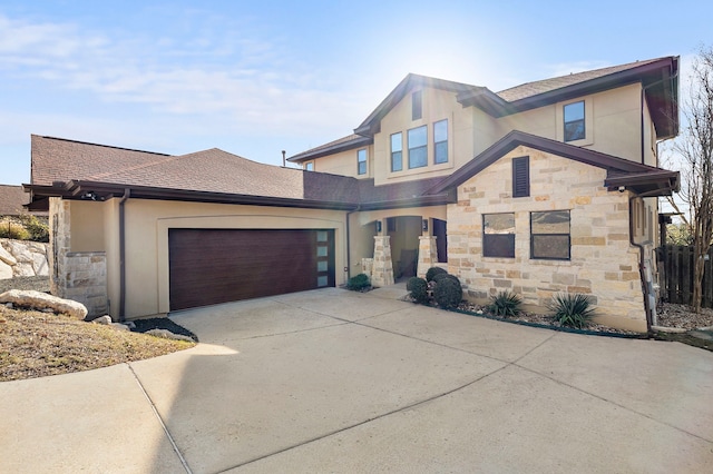 view of front facade featuring a garage