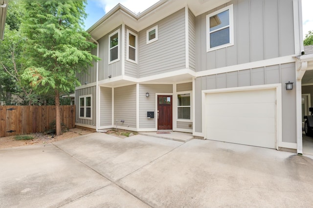 view of front of home featuring a garage