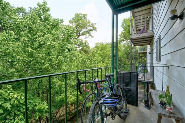 710 E Dean Keeton St Unit 210, Austin, TX 78705 - view of balcony
