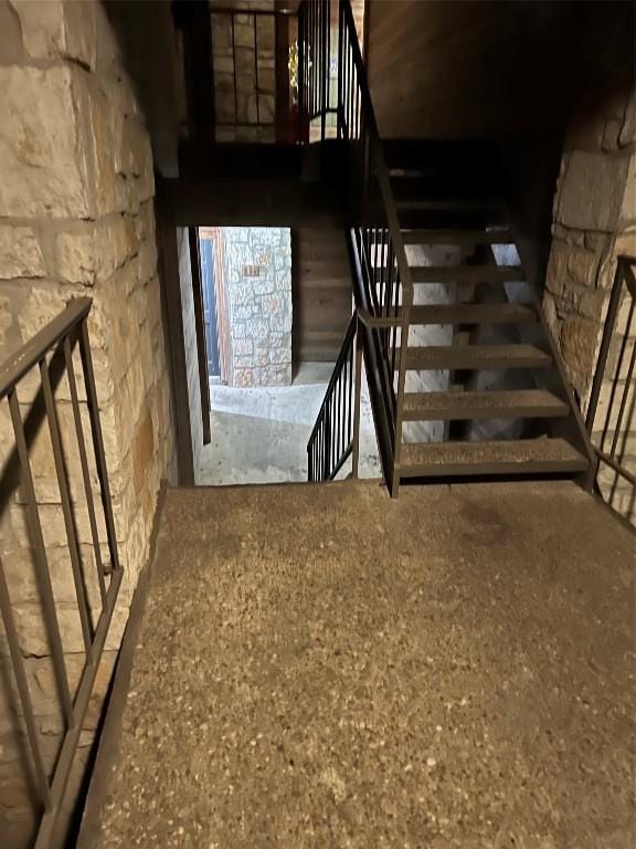 8200 Neely Dr Unit 117, Austin, TX 78759 - view of staircase