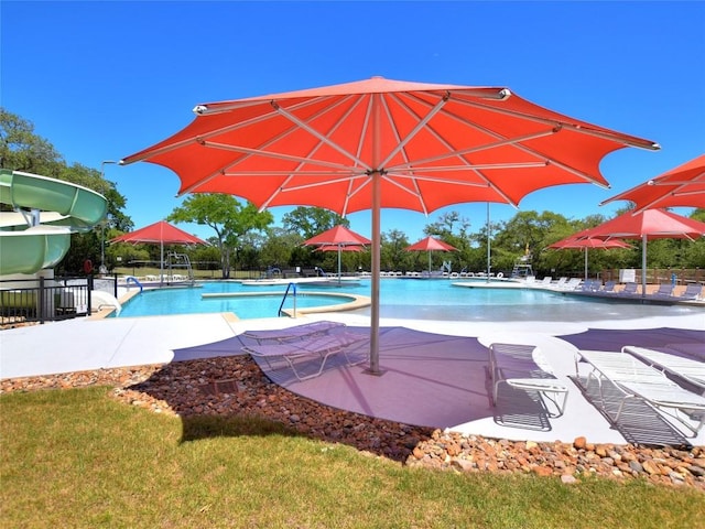 6817 Beatty Dr, Austin, TX 78749 - community pool with a patio