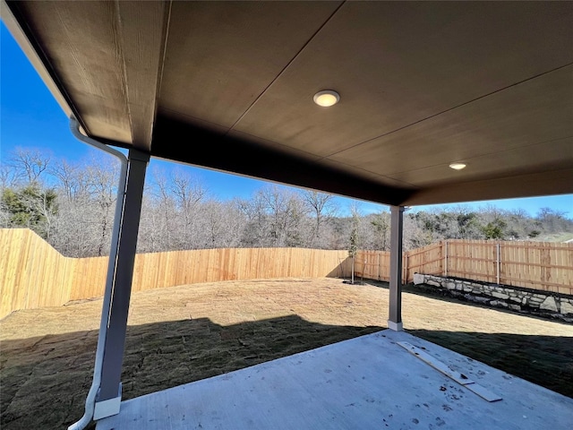 view of yard featuring a patio