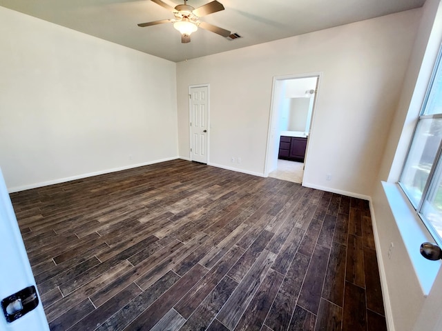 empty room featuring ceiling fan