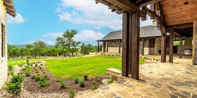 200 E Eldorado Ridge Dr, Fredericksburg, TX 78624 - view of green lawn featuring a patio