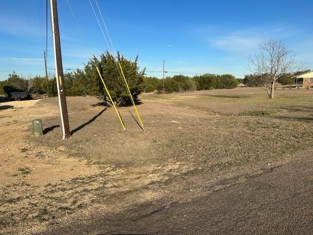 Listing photo 3 for 9825 Southshore Dr, Salado TX 76571