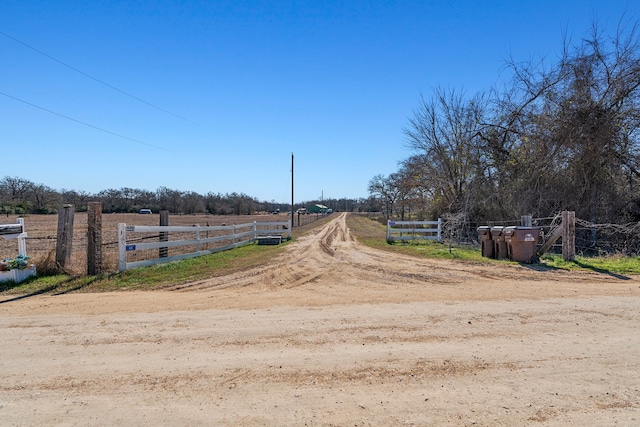 Listing photo 2 for 360 Perry Ln, Thorndale TX 76577