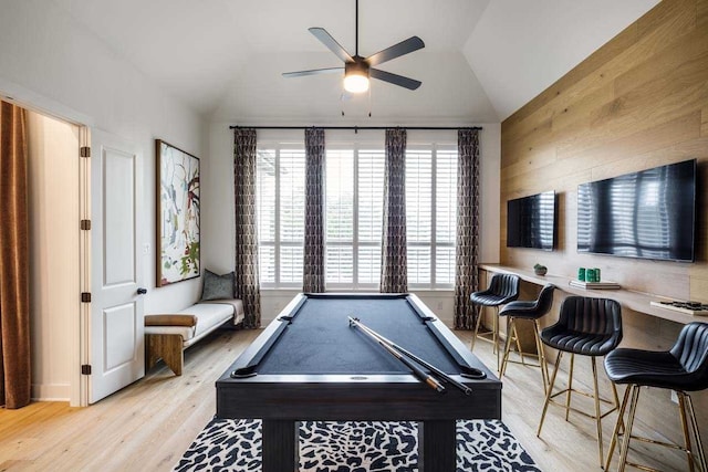 playroom with lofted ceiling, ceiling fan, pool table, and light hardwood / wood-style floors