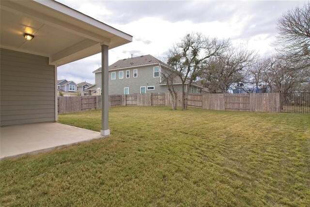 view of yard featuring a patio