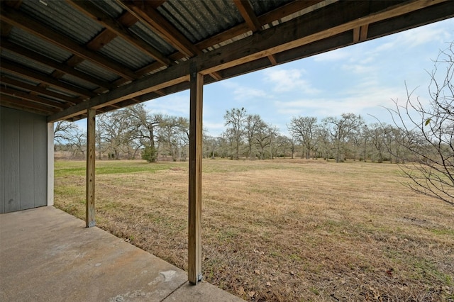 view of yard with a patio