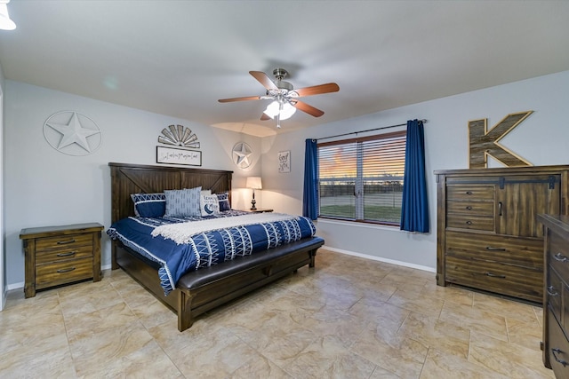 bedroom with ceiling fan