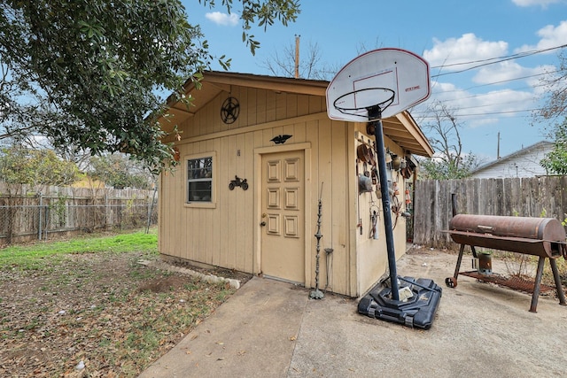 view of outdoor structure